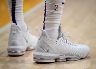 Indiana Pacers v Los Angeles Lakers